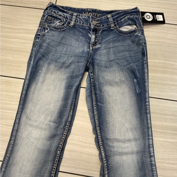 Vanity Distressed Denim Pants - Picture 11 of 11